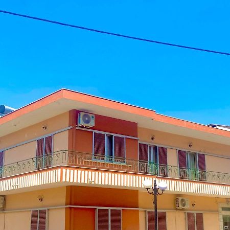 Dimitris Apartment Diakopto Buitenkant foto