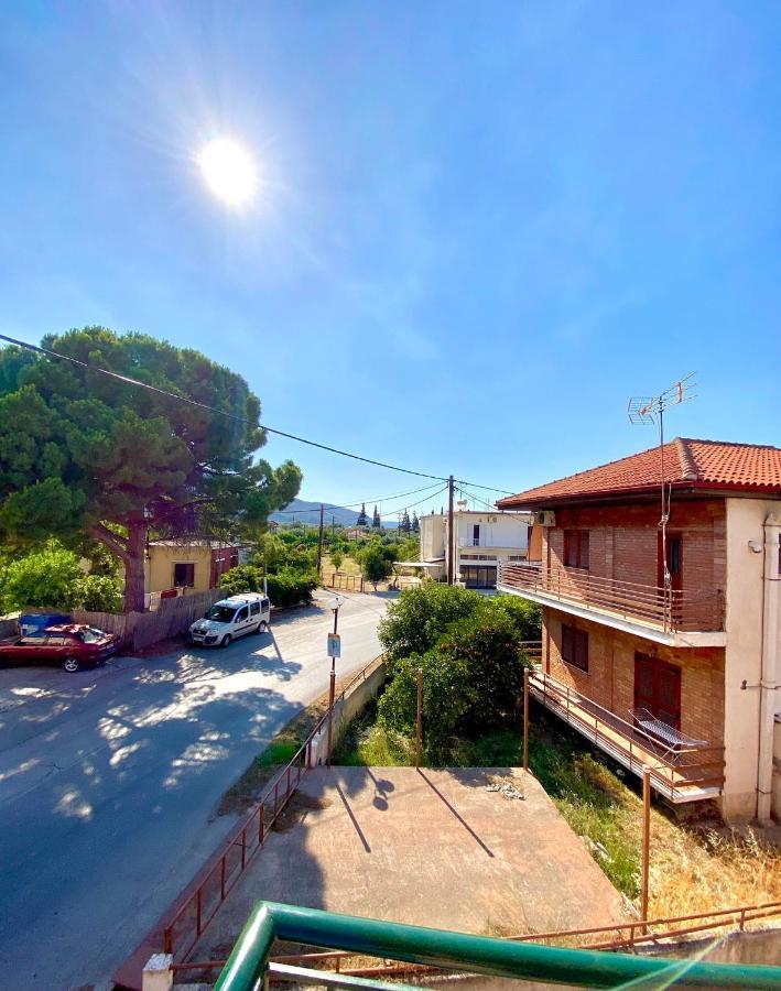Dimitris Apartment Diakopto Buitenkant foto