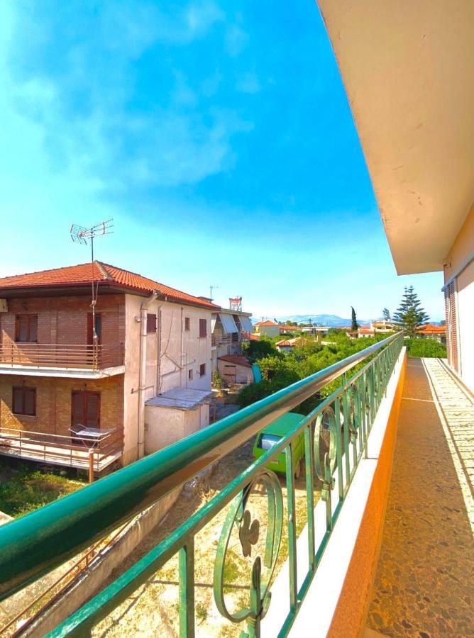 Dimitris Apartment Diakopto Buitenkant foto